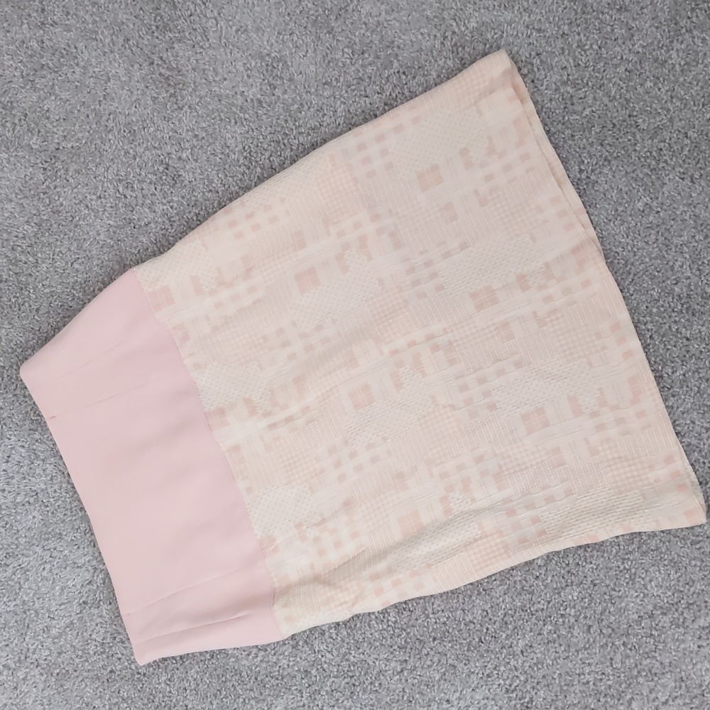Gorgeous Sandro Barbicore Pink/Peach Patterned Pencil Skirt, Size 6 💗 (E